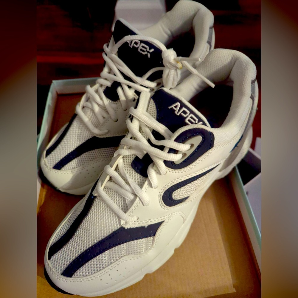 Authentic Brand New Apex Diabetic Footwear